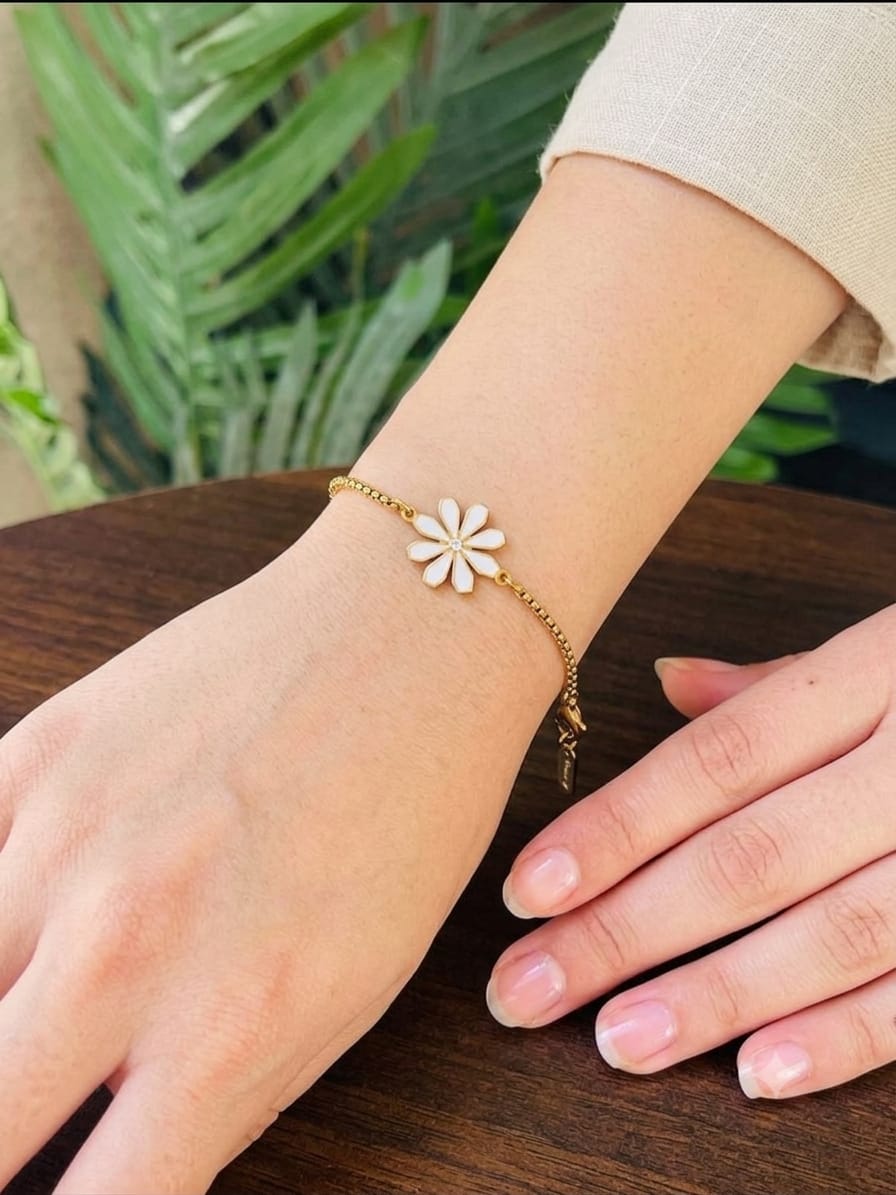 Delicate White Daisy Adjustable Slider Bracelet