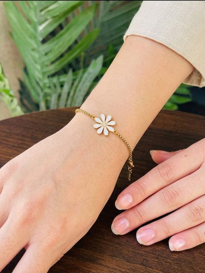 Delicate White Daisy Adjustable Slider Bracelet