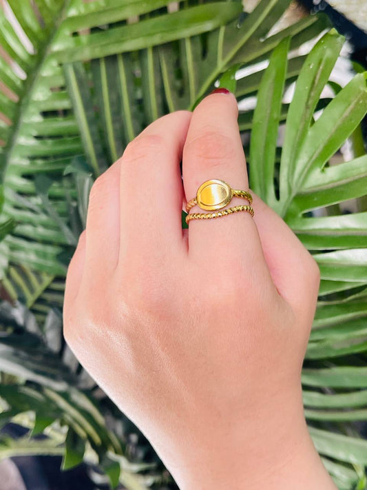 Dainty Textured Signet & Beaded Ring Stack