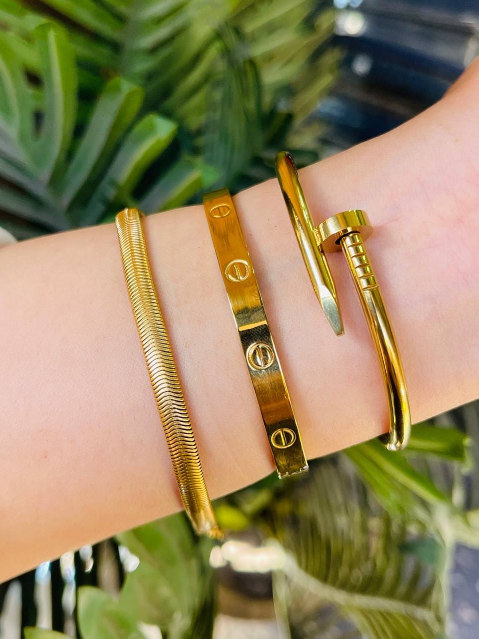 Golden Iconic Bangle Trio Stack