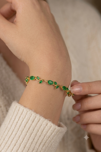 Gold-Plated Tulip Bracelet